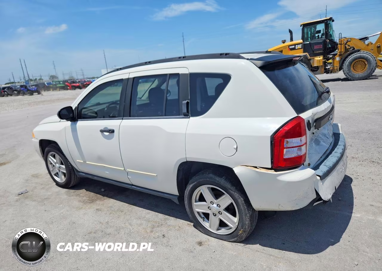 2008 Jeep Compass Sport VIN:1J8FT47W88D525758 - 2