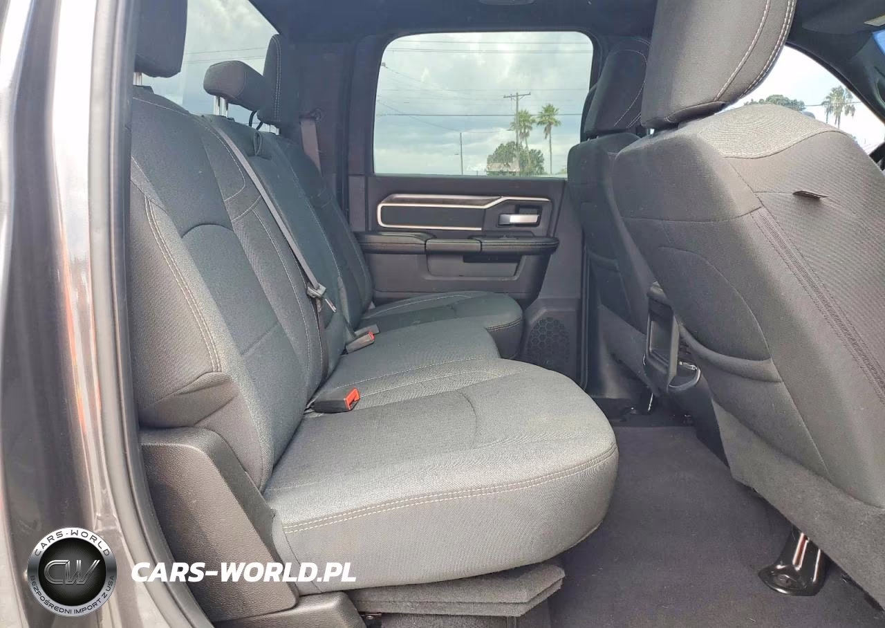 2020 Ram 2500 Big Horn VIN:3C6UR5DLXLG245338 - 10