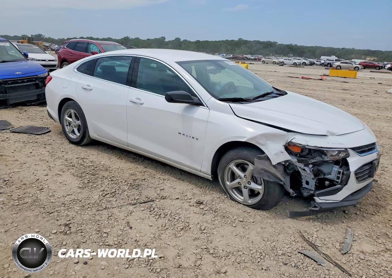 2017 Chevrolet Malibu Ls VIN:1G1ZB5ST0HF195010 - 4