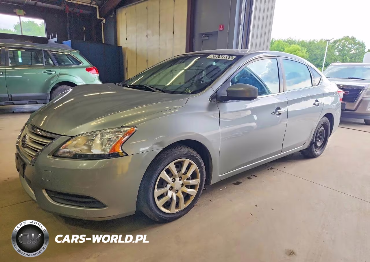 2013 Nissan Sentra S – zdjęcie 1 z 12