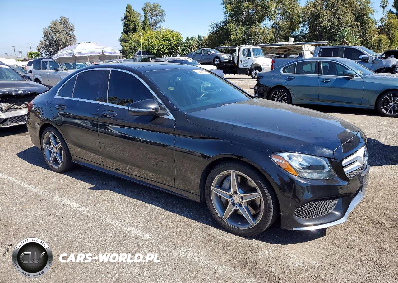 2016 Mercedes-Benz C 300 VIN:55SWF4JB2GU173271 - 4