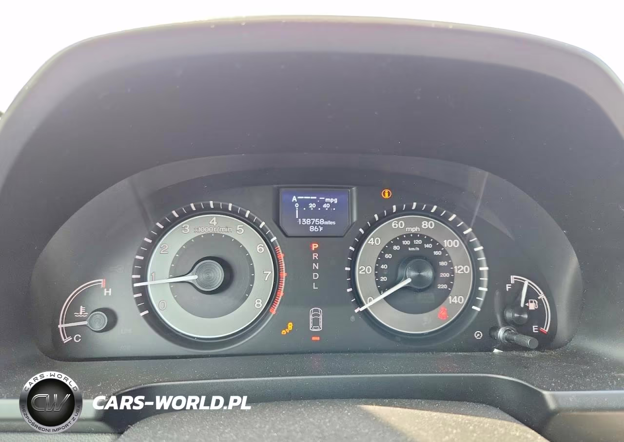 2015 Honda Odyssey Touring VIN:5FNRL5H98FB019629 - 9