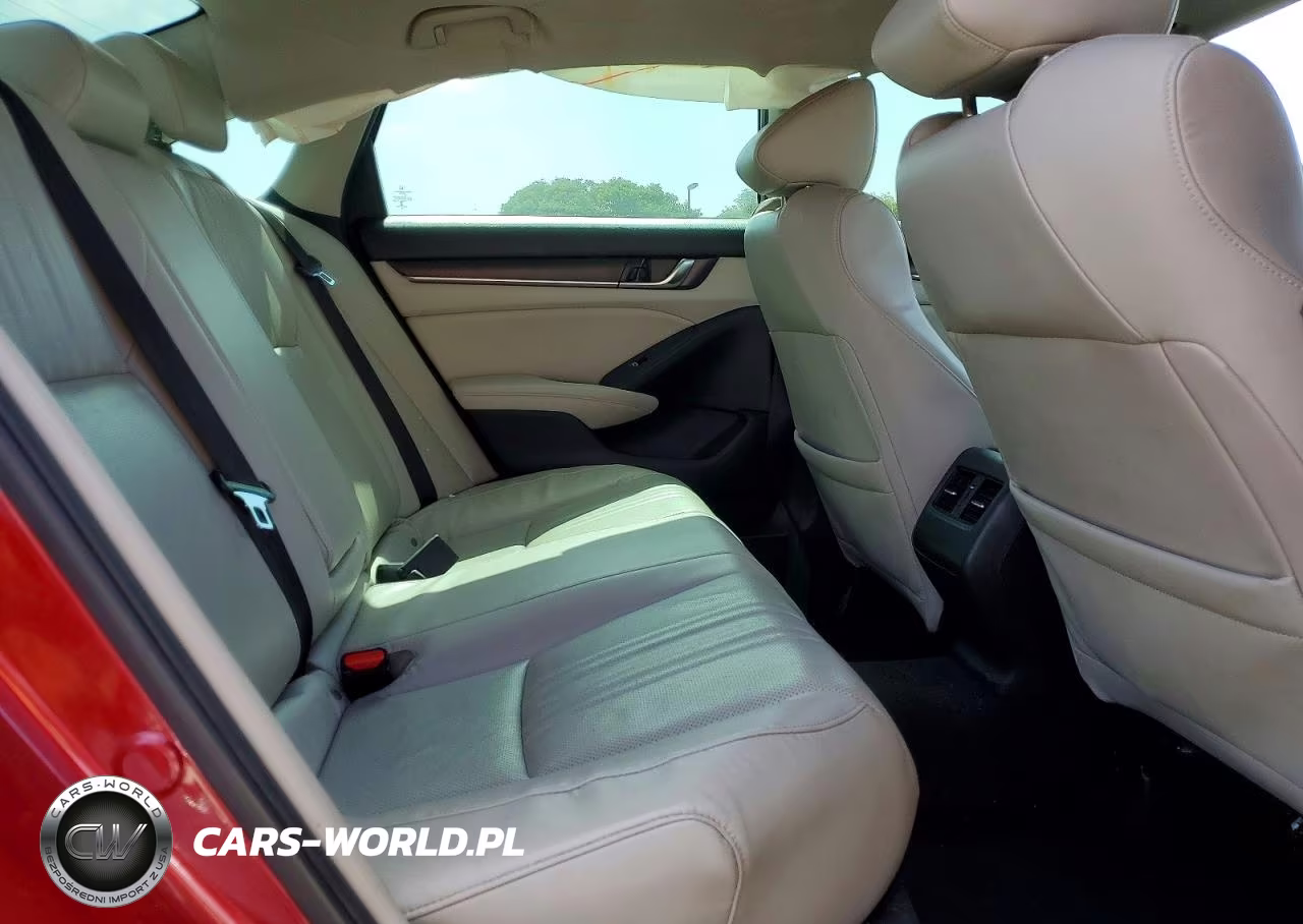 2018 Honda Accord Hybrid VIN:1HGCV3F53JA006116 - 10