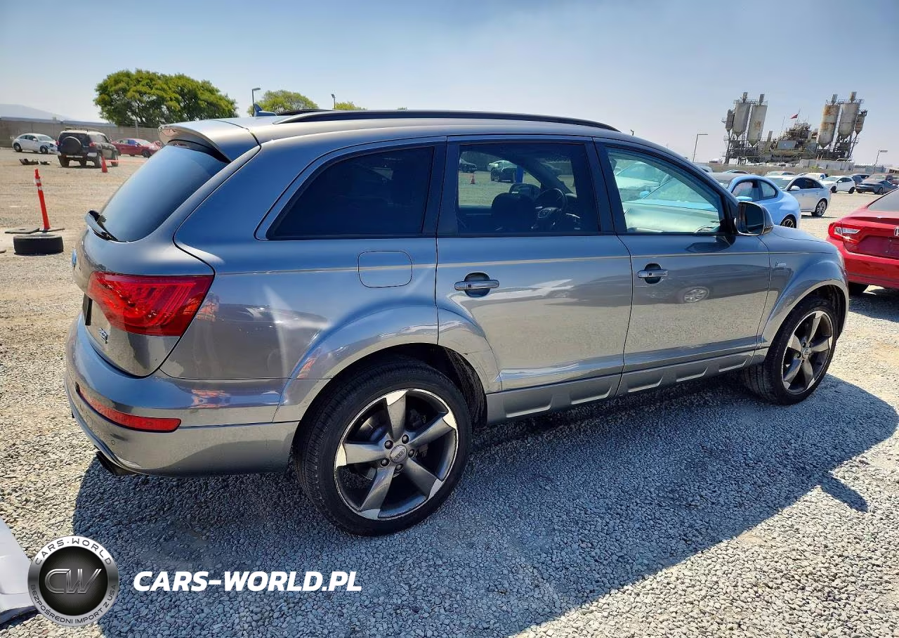 2015 Audi Q7 Premium Plus VIN:WA1LGAFE3FD030056 - 3