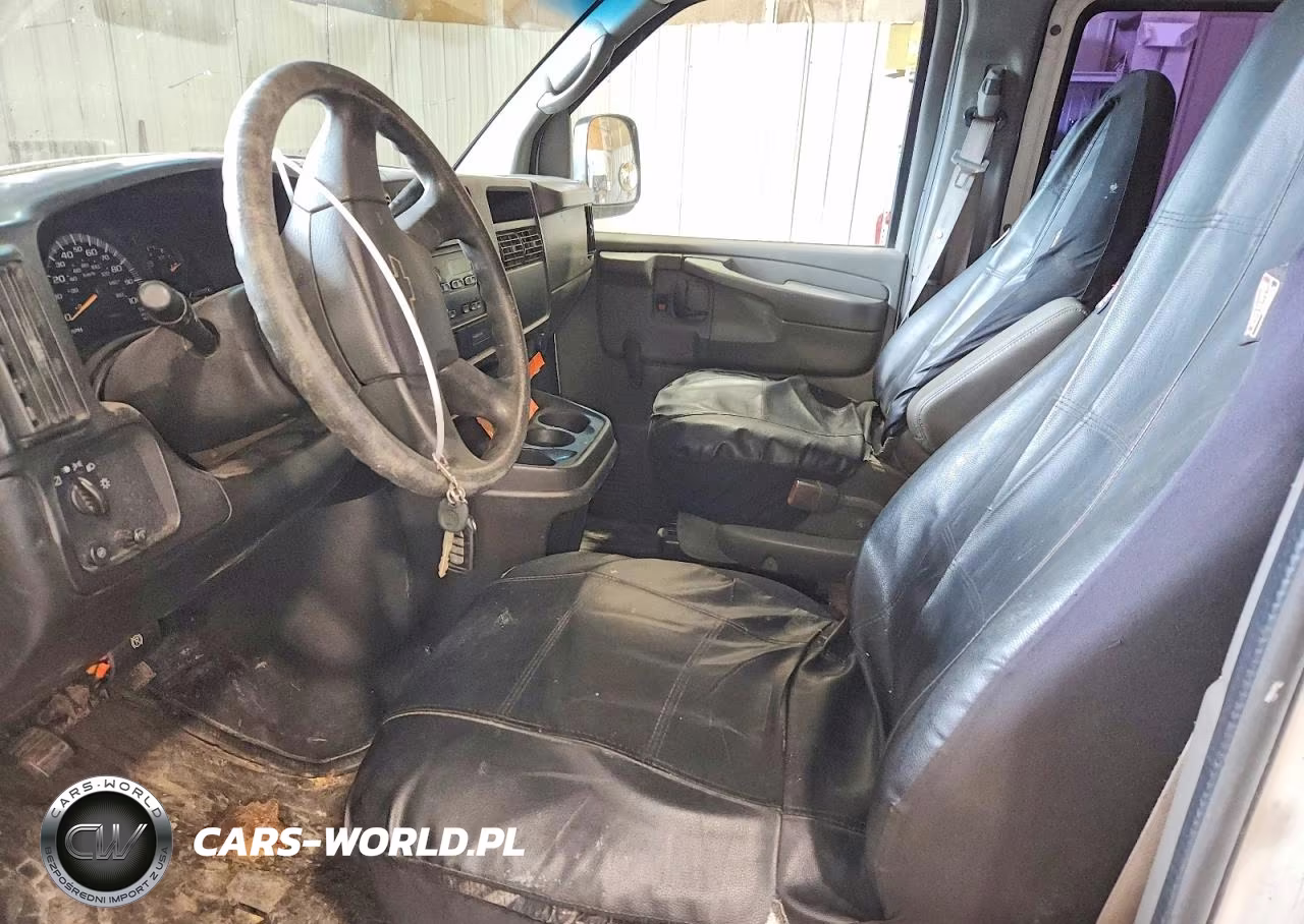 2007 Chevrolet Express G1500 VIN:1GCFH15T471238238 - 7