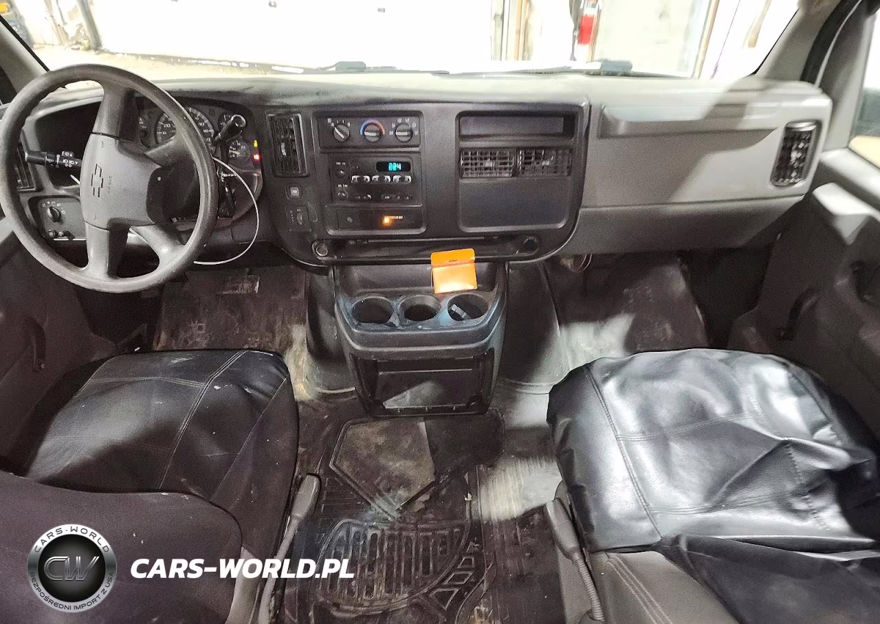 2007 Chevrolet Express G1500 VIN:1GCFH15T471238238 - 8