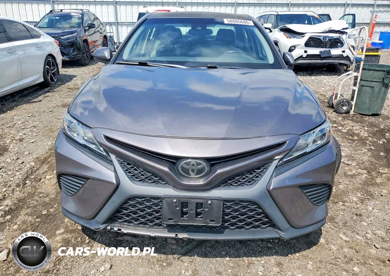 2019 Toyota Camry Se VIN:4T1B11HK4KU699870 - 5