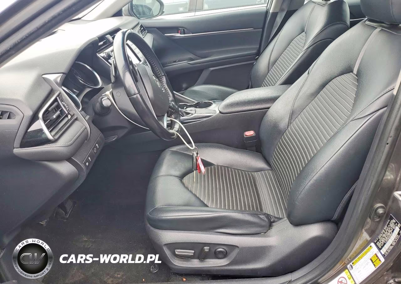 2019 Toyota Camry Se VIN:4T1B11HK4KU699870 - 7