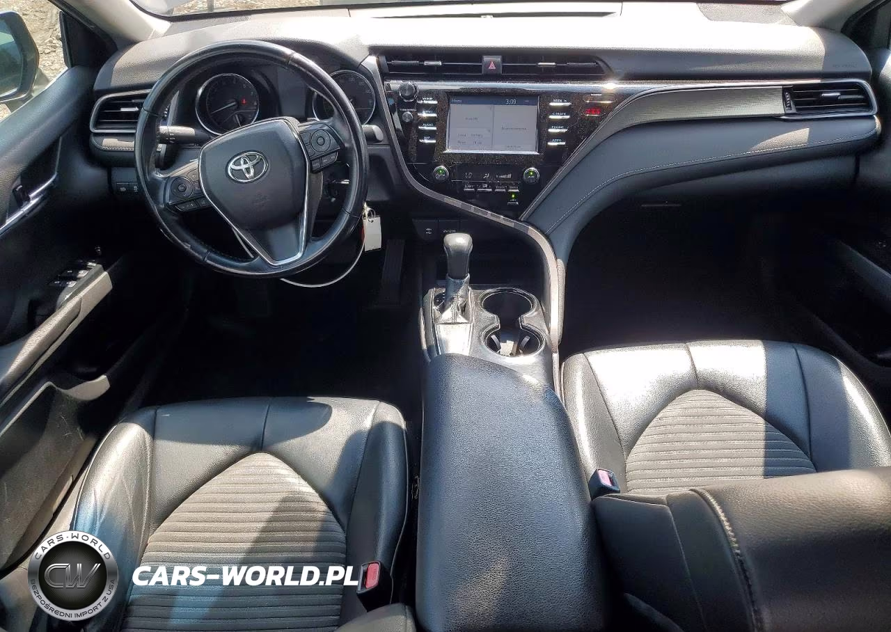 2019 Toyota Camry Se VIN:4T1B11HK4KU699870 - 8
