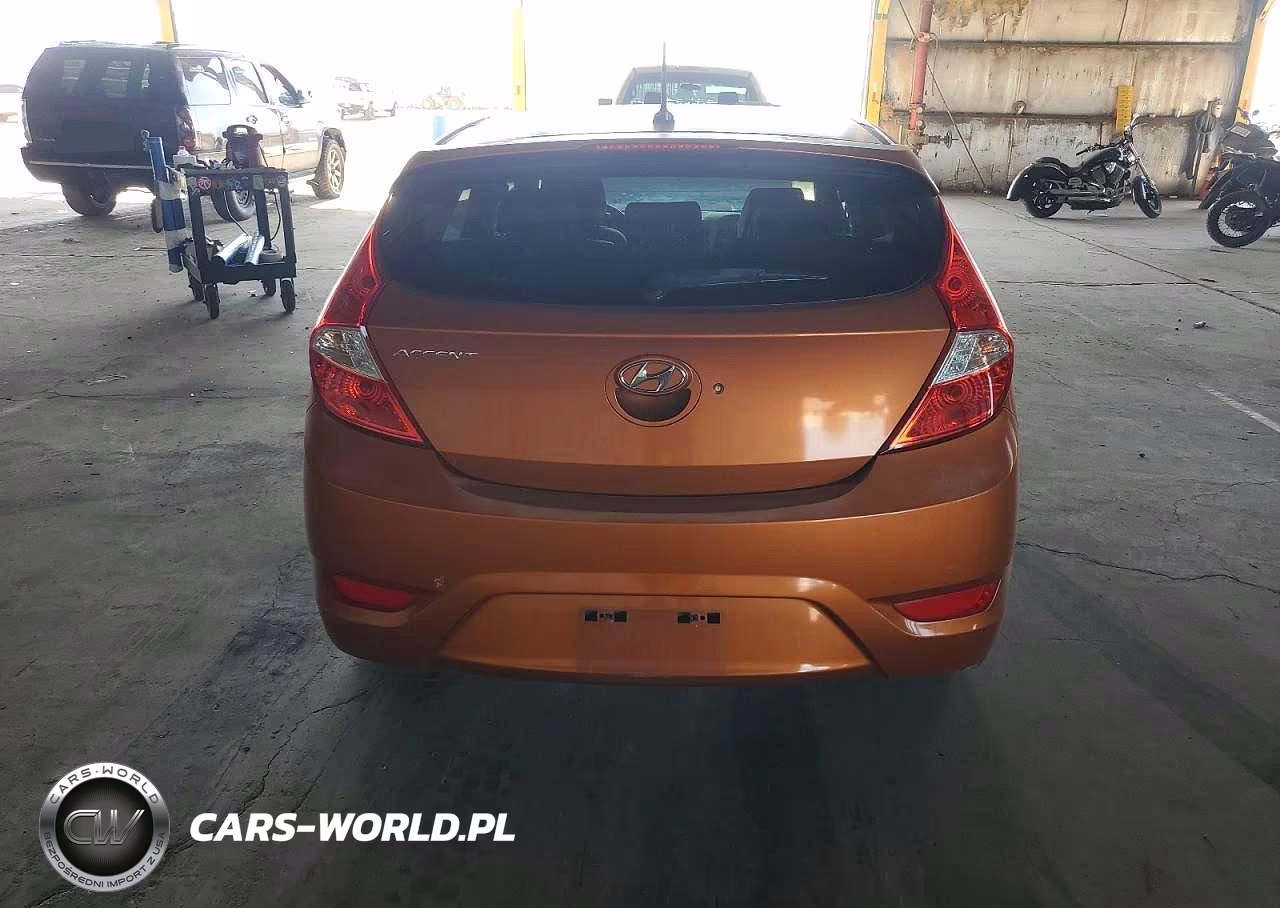 2015 Hyundai Accent Sport VIN:KMHCU5AE5FU217680 - 6