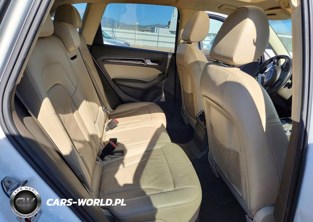 2014 Audi Q5 Premium Plus VIN:WA1LFBFP8EA055562 - 10
