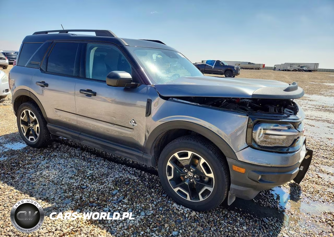 2021 Ford Bronco Sport Outer Banks VIN:3FMCR9C6XMRA67634 - 4
