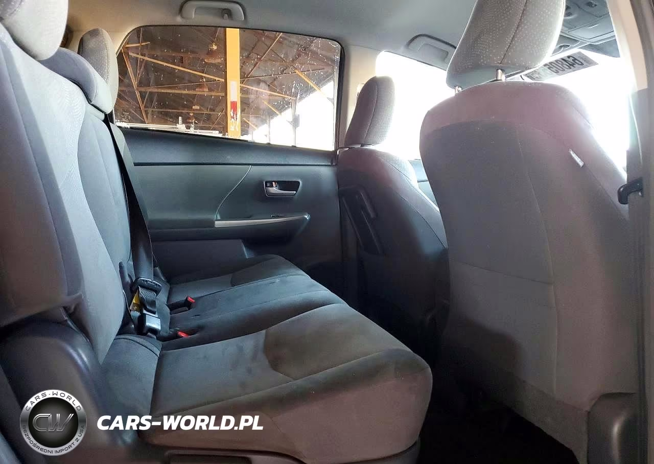 2013 Toyota Prius V Three VIN:JTDZN3EU9D3204645 - 10