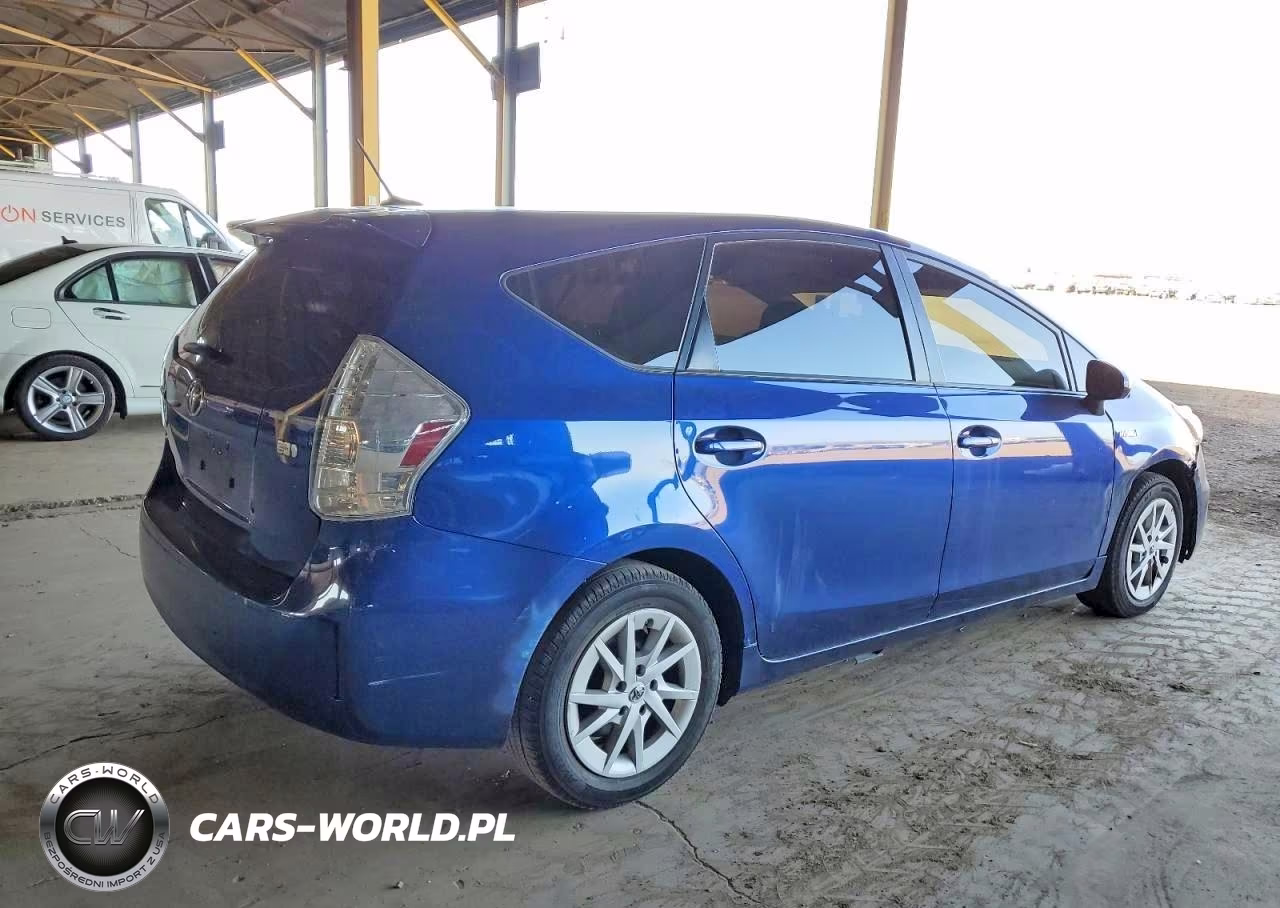 2013 Toyota Prius V Three VIN:JTDZN3EU9D3204645 - 3