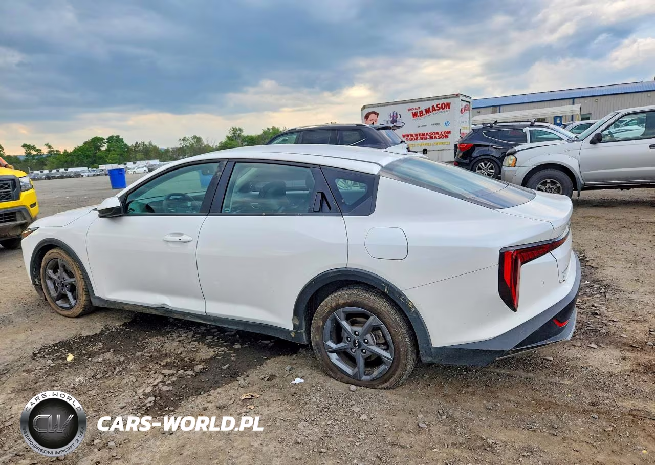 2025 Kia K4 Lxs VIN:3KPFT4DE9SE214266 - 2