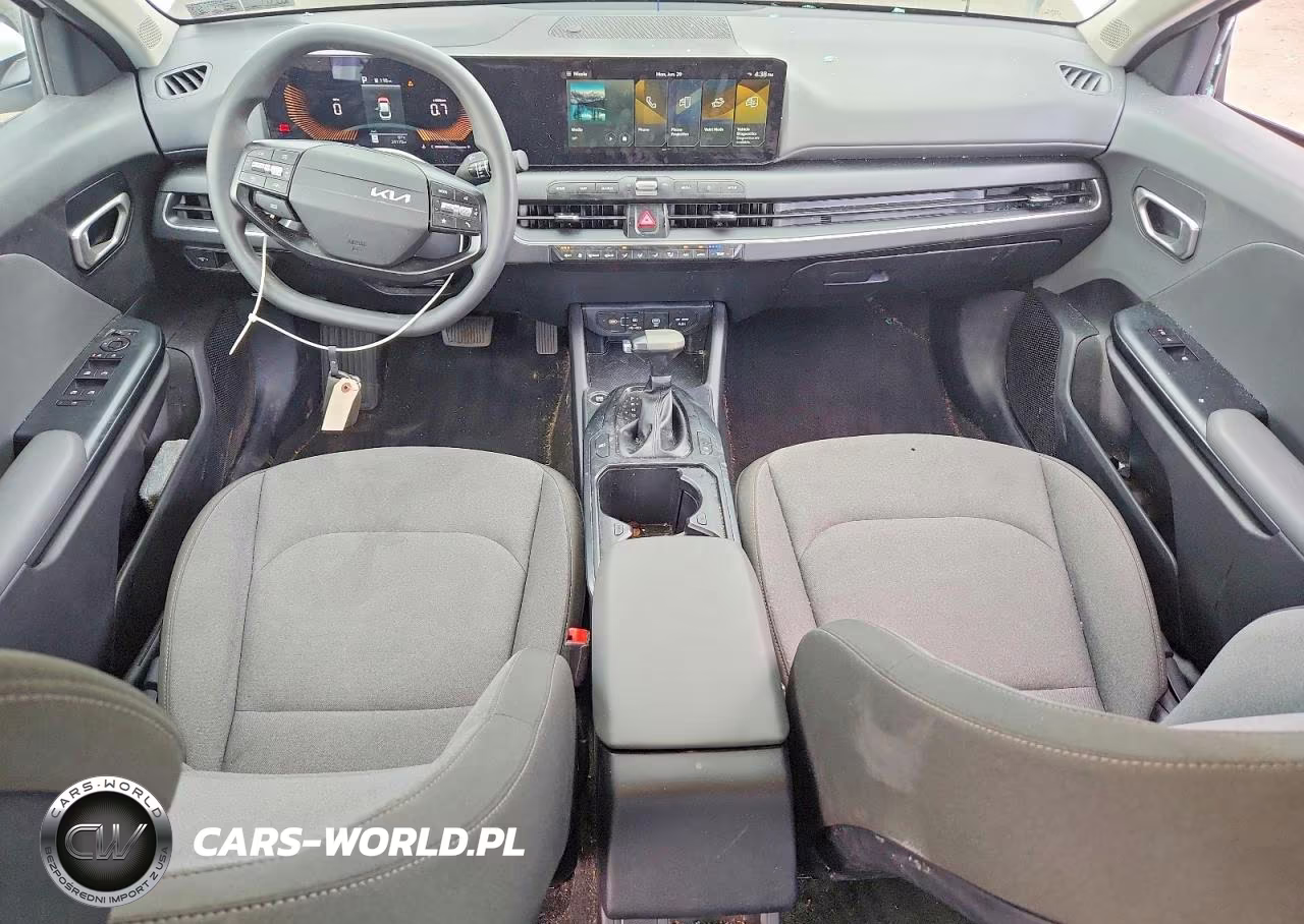 2025 Kia K4 Lxs VIN:3KPFT4DE9SE214266 - 8