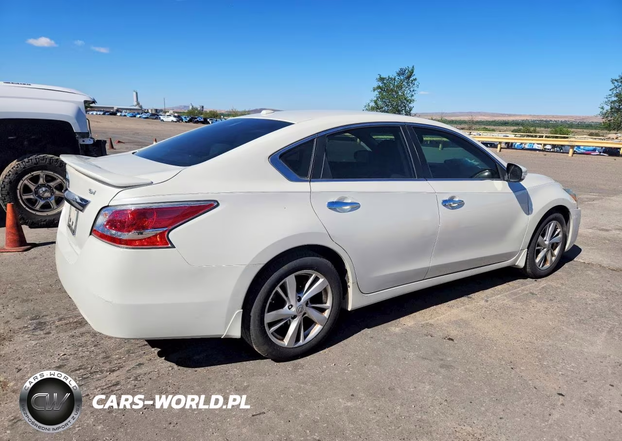2015 Nissan Altima 2.5 Sv VIN:1N4AL3AP3FC126231 - 3