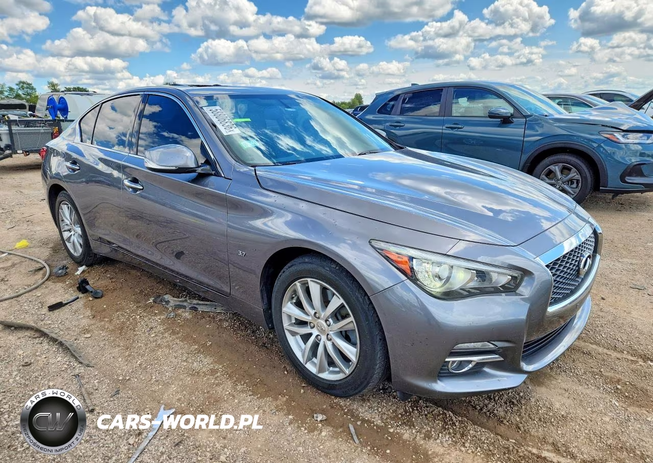 2015 Infiniti Q50 Premium VIN:JN1BV7AR5FM420132 - 4
