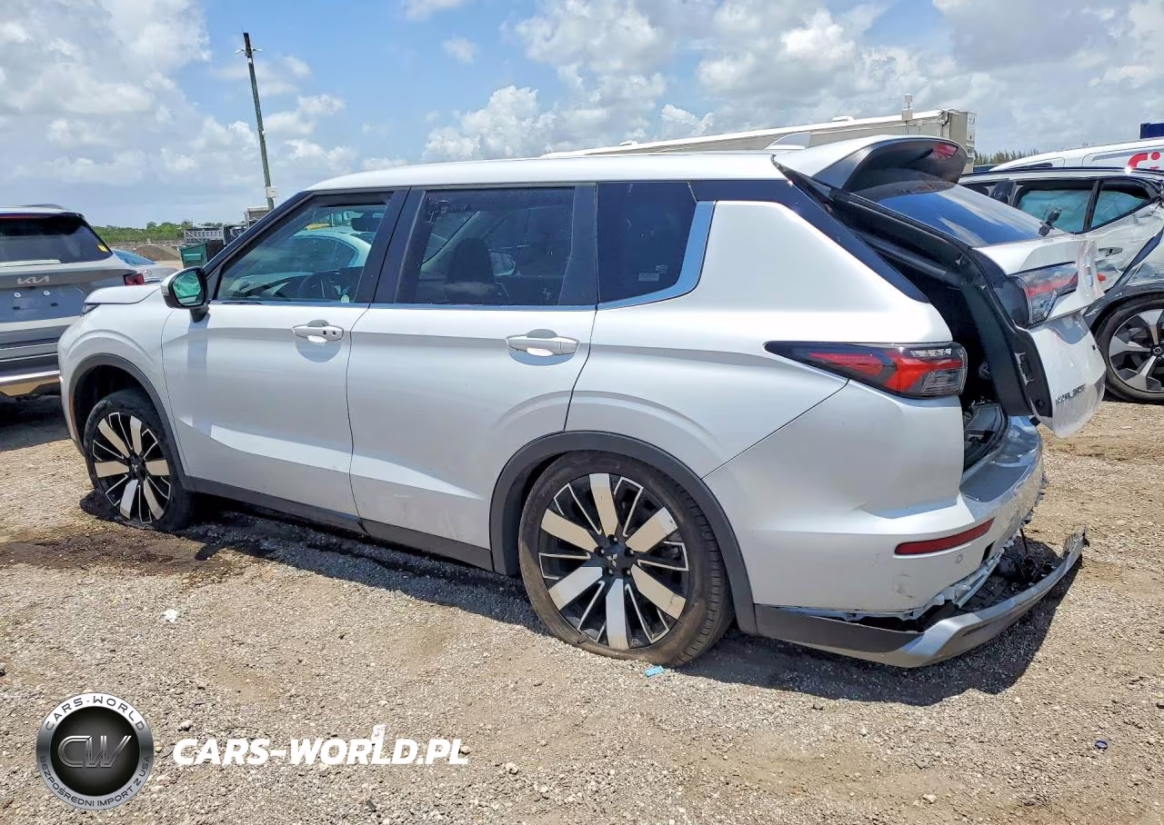 2025 Mitsubishi Outlander Se VIN:JA4J3VA88SZ014640 - 2