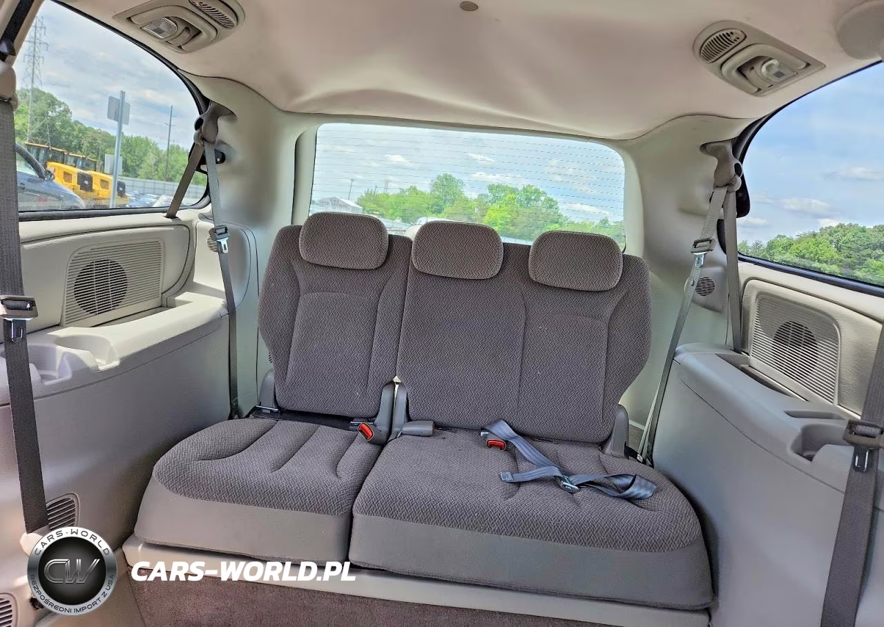 2007 Dodge Grand Caravan Sxt VIN:2D4GP44LX7R313419 - 10