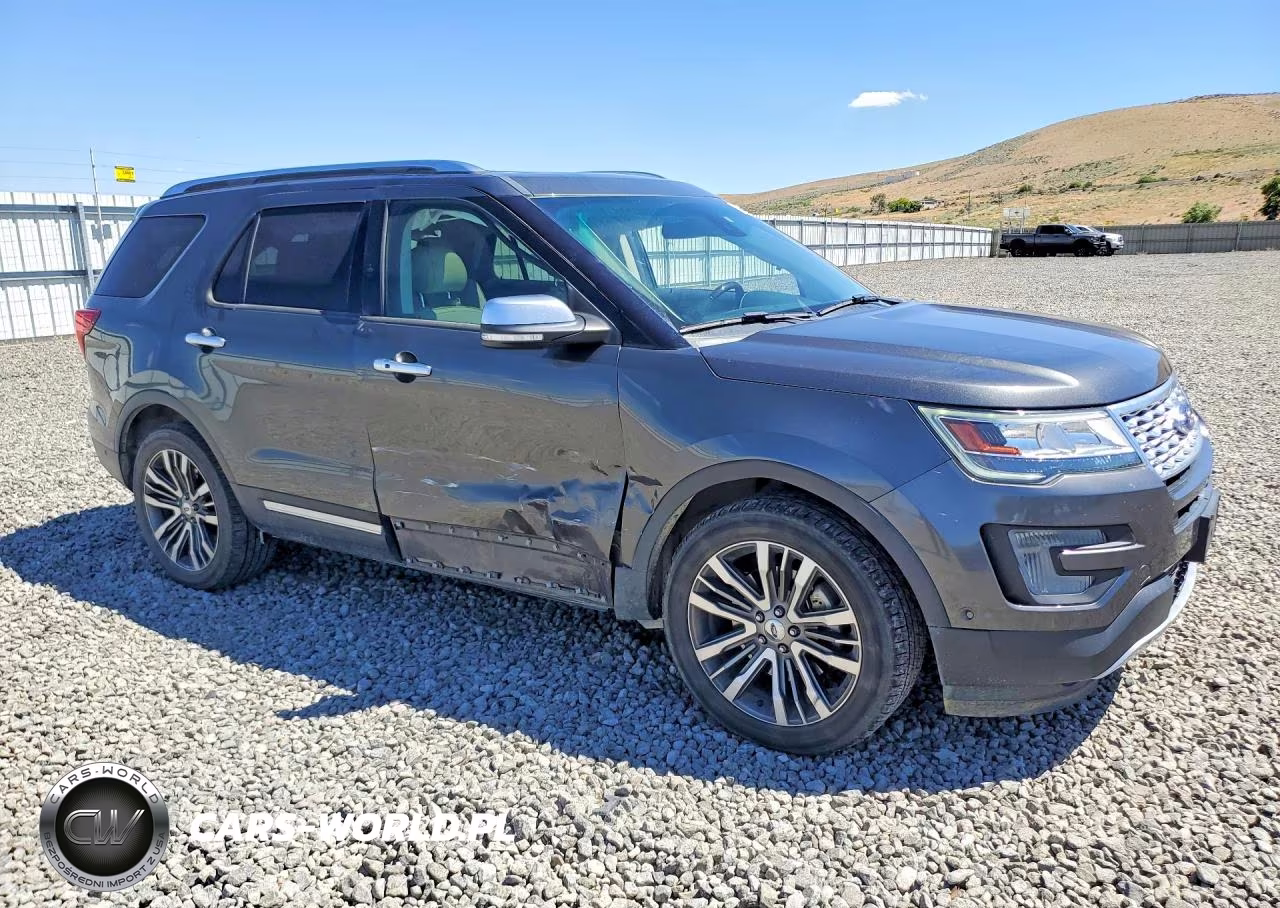 2017 Ford Explorer Platinum VIN:1FM5K8HT8HGA88582 - 4