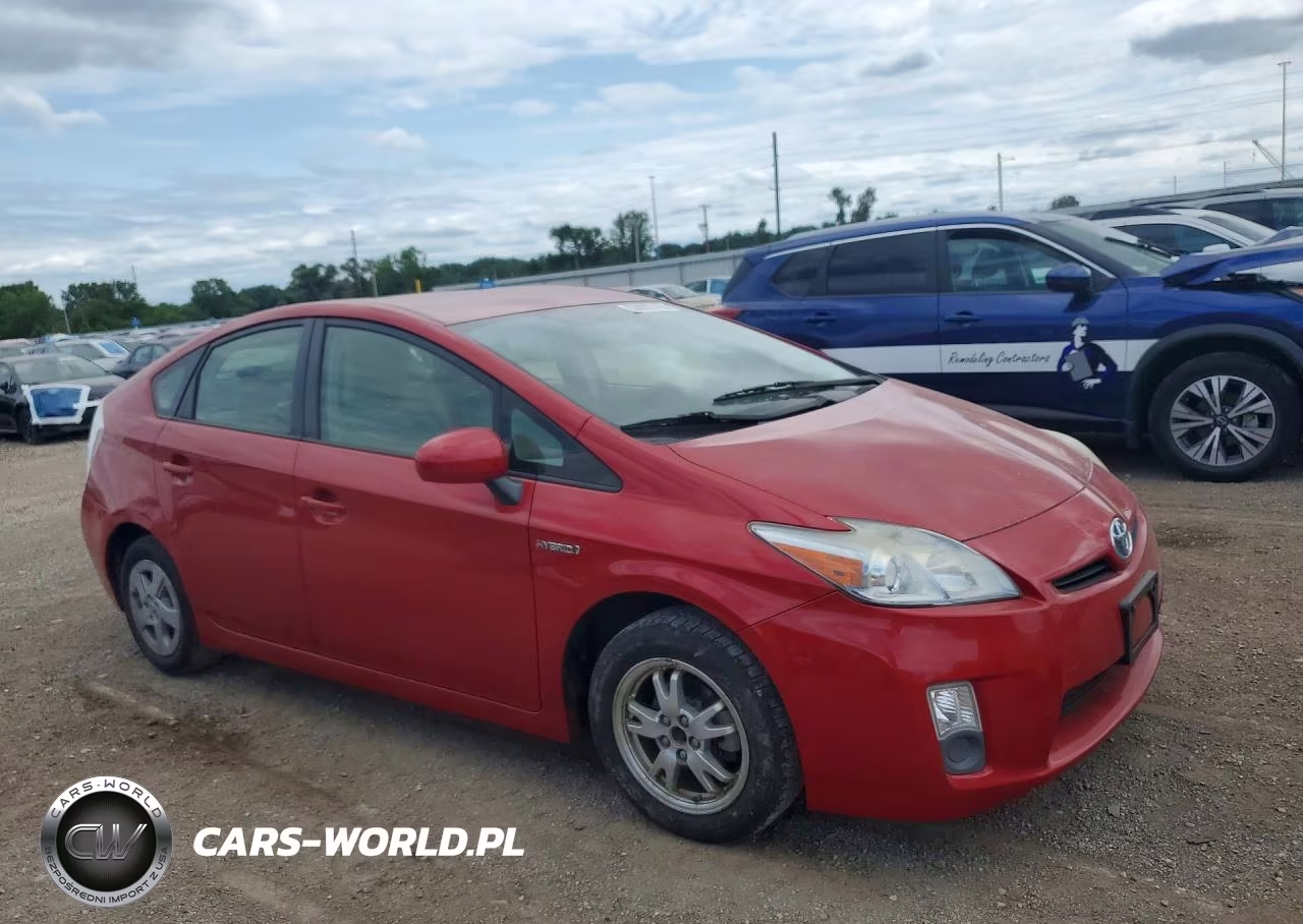2011 Toyota Prius Two VIN:JTDKN3DUXB0313911 - 4