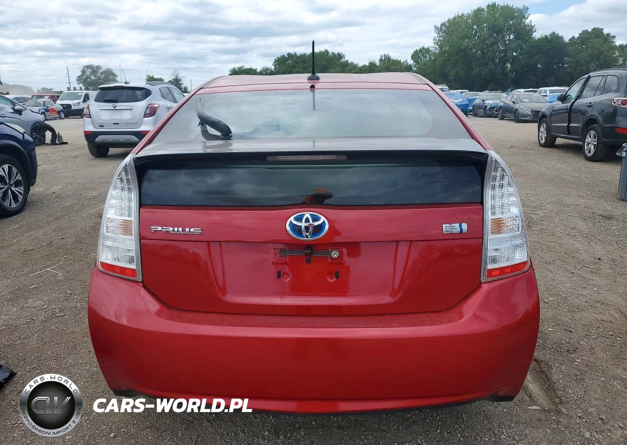 2011 Toyota Prius Two VIN:JTDKN3DUXB0313911 - 6