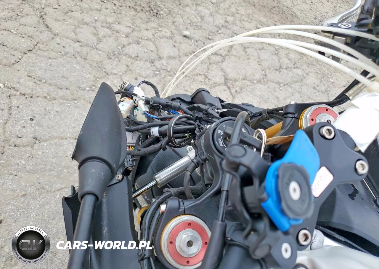 2022 Aprilia Tuono V4 1100 VIN:ZD4KZUA09NS000373 - 7