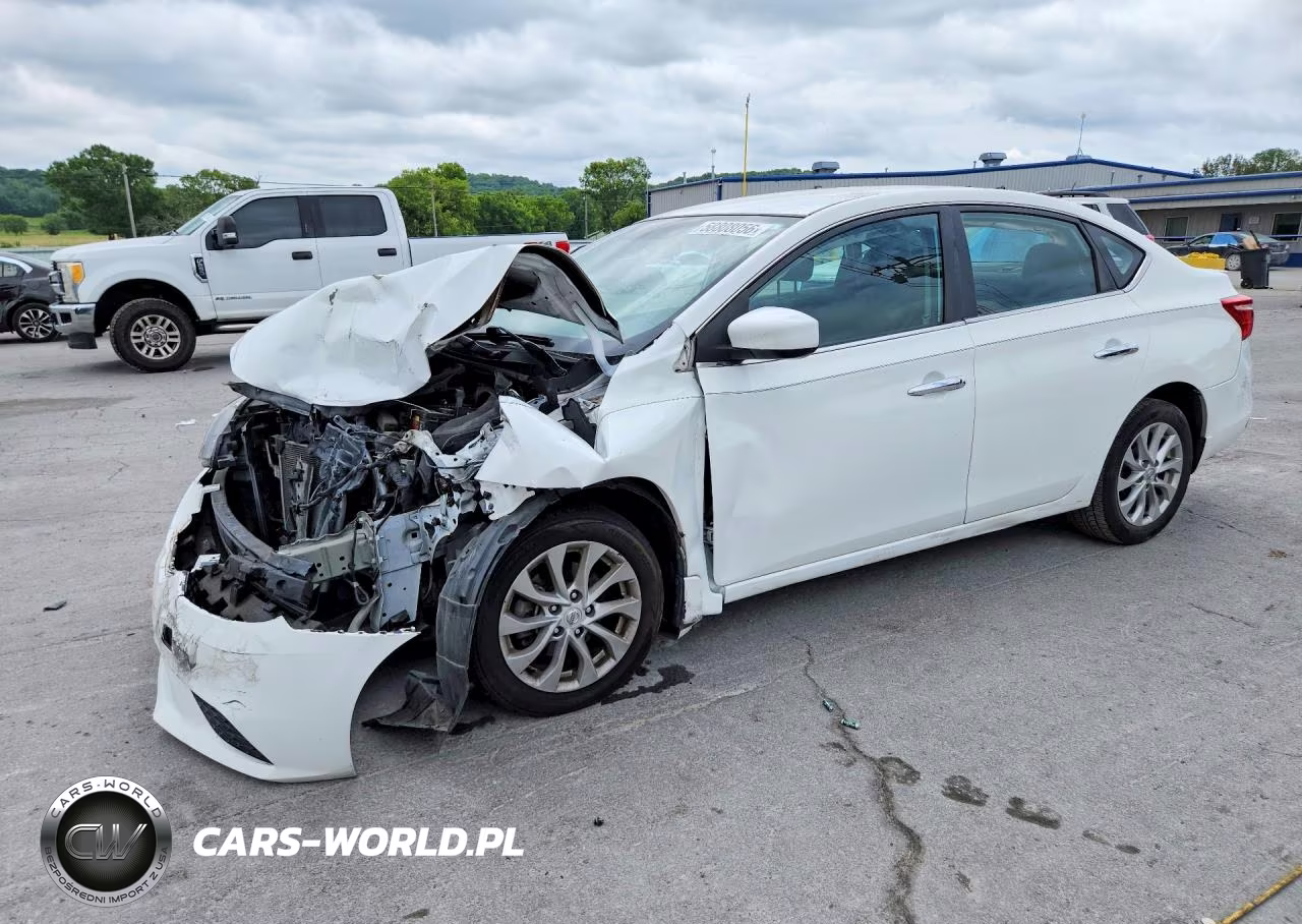 2017 Nissan Sentra S – zdjęcie 1 z 13