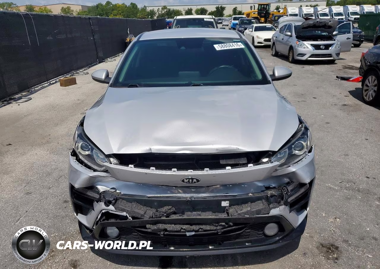 2020 Kia Forte Lxs VIN:3KPF24AD5LE246471 - 5