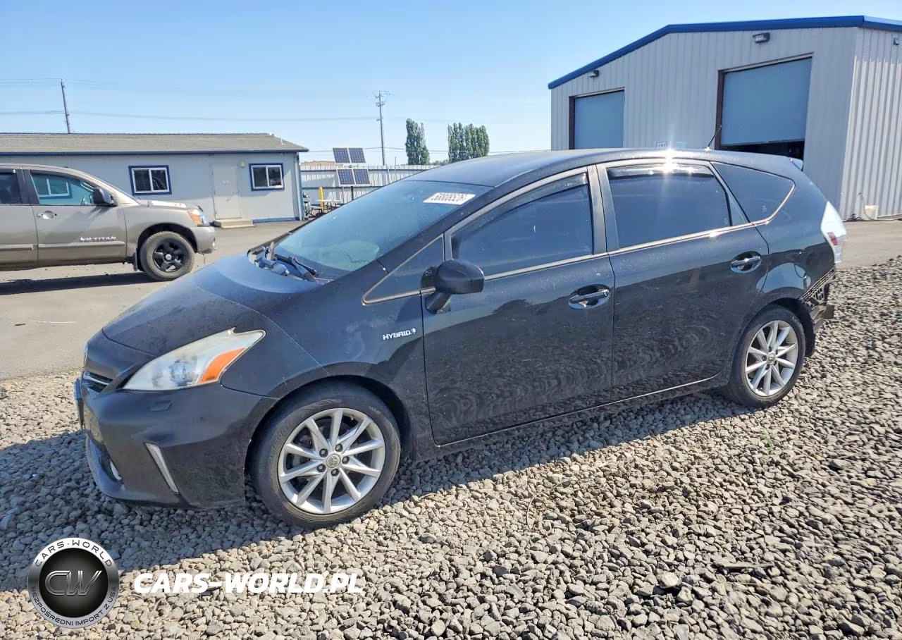 2013 Toyota Prius V Five – zdjęcie 1 z 12