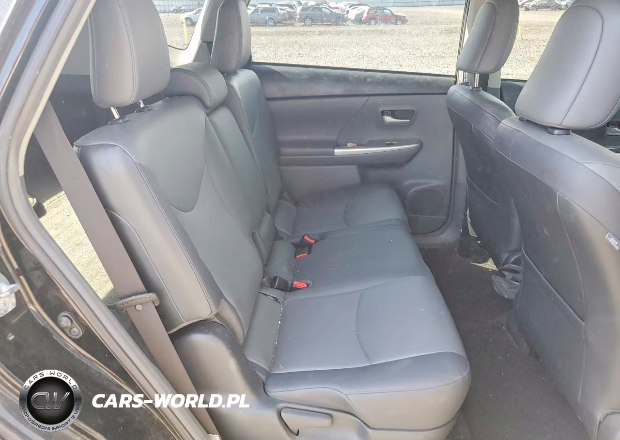 2013 Toyota Prius V Five VIN:JTDZN3EU6D3209673 - 10