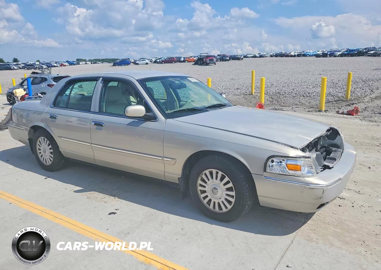 2007 Mercury Gr Marquis VIN:2MEFM75V97X629696 - 4
