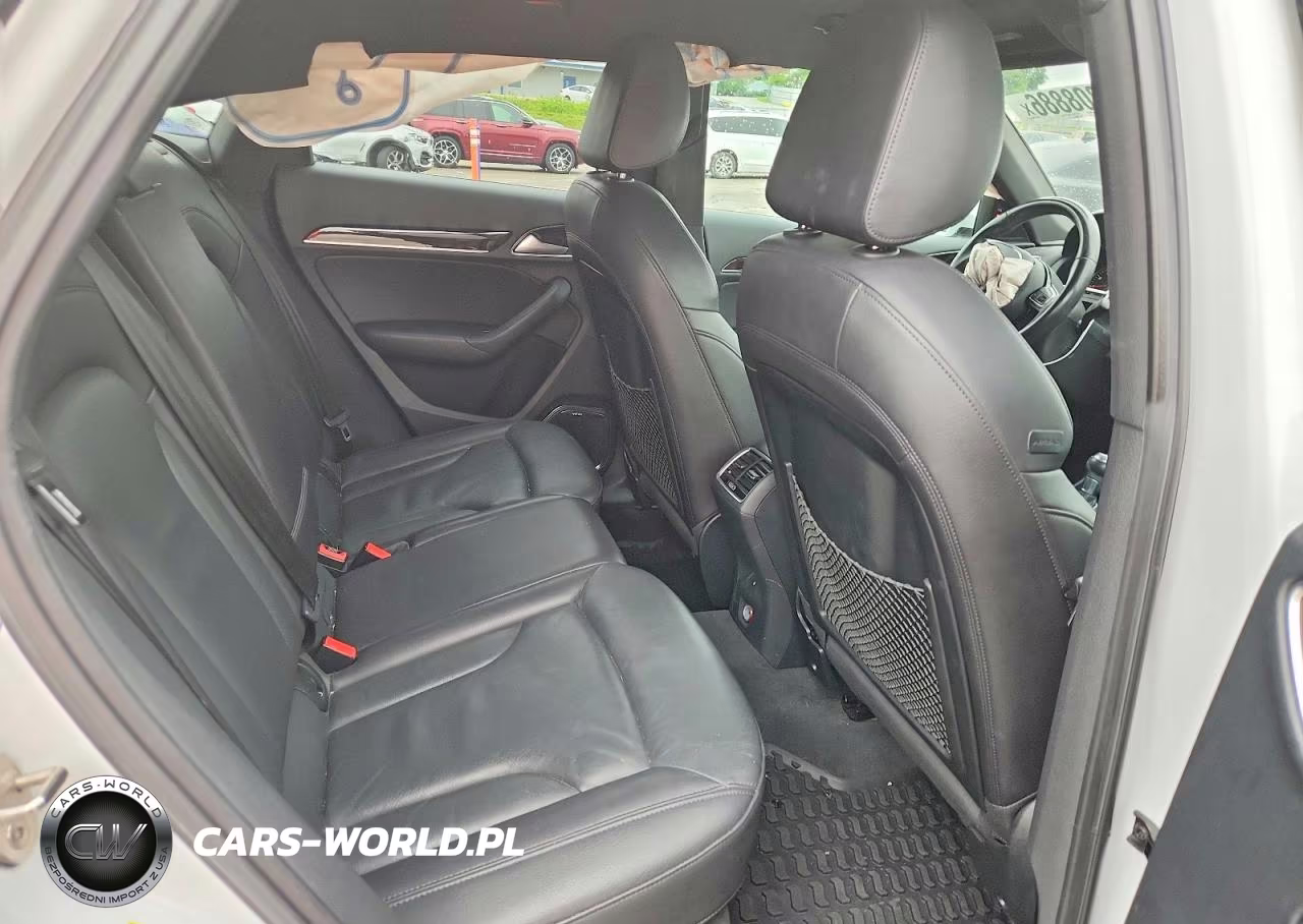 2018 Audi Q3 Premium Plus VIN:WA1HCCFS2JR005664 - 11