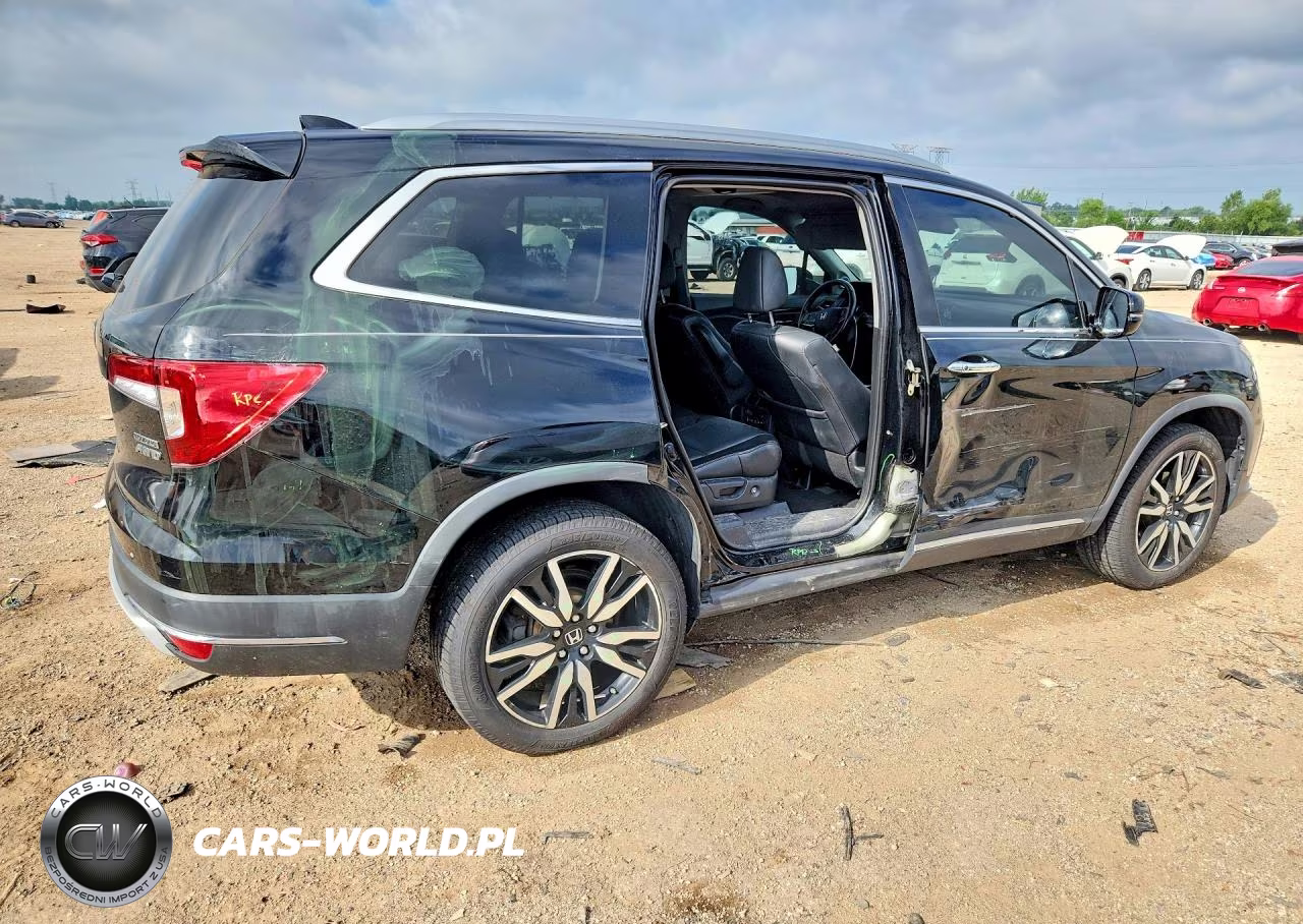 2020 Honda Pilot Touring VIN:5FNYF6H94LB012486 - 3