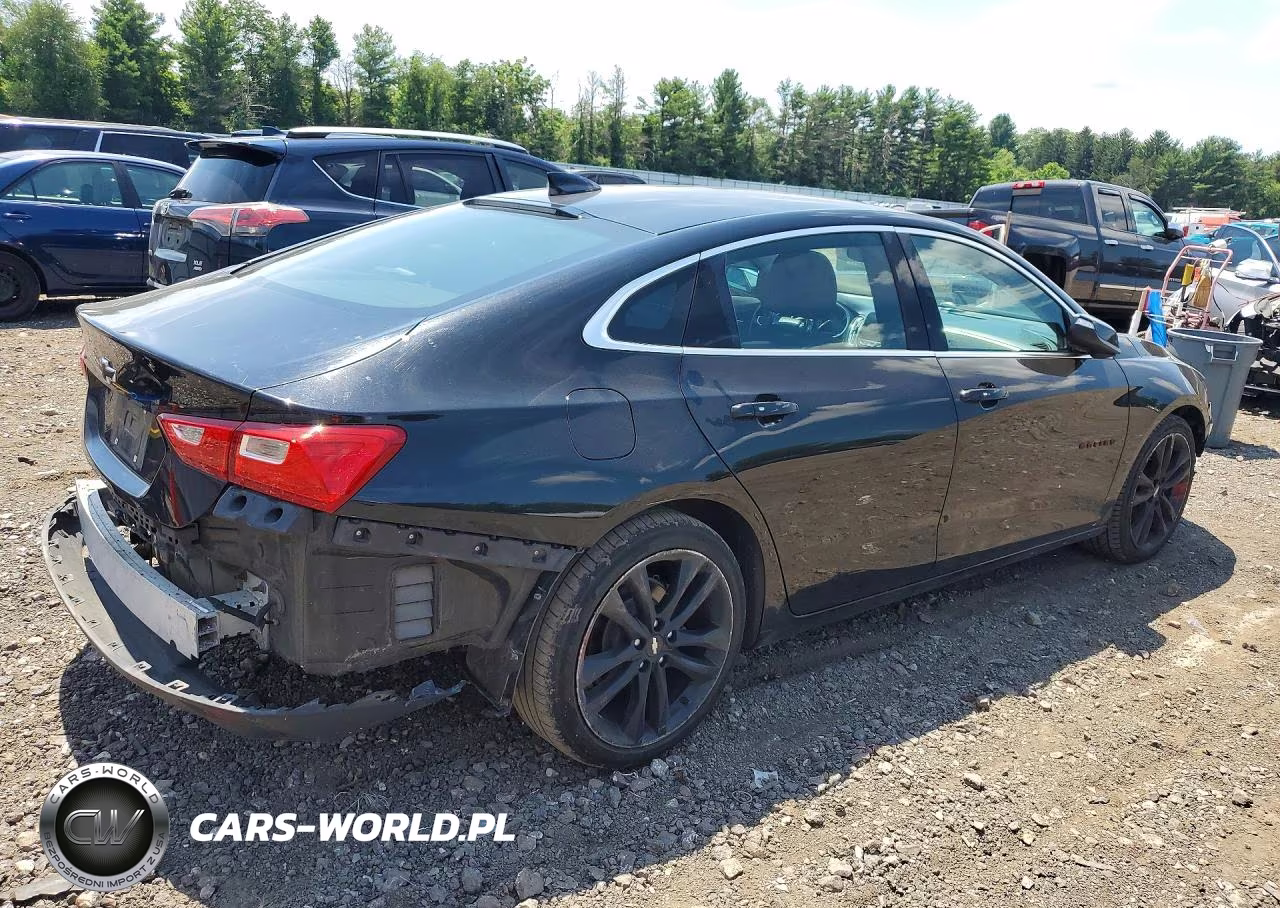 2018 Chevrolet Malibu Lt VIN:1G1ZD5STXJF158272 - 3