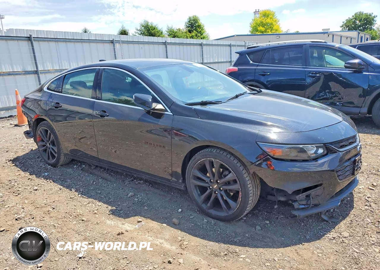 2018 Chevrolet Malibu Lt VIN:1G1ZD5STXJF158272 - 4