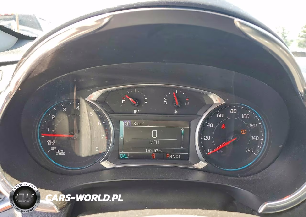 2018 Chevrolet Malibu Lt VIN:1G1ZD5STXJF158272 - 9