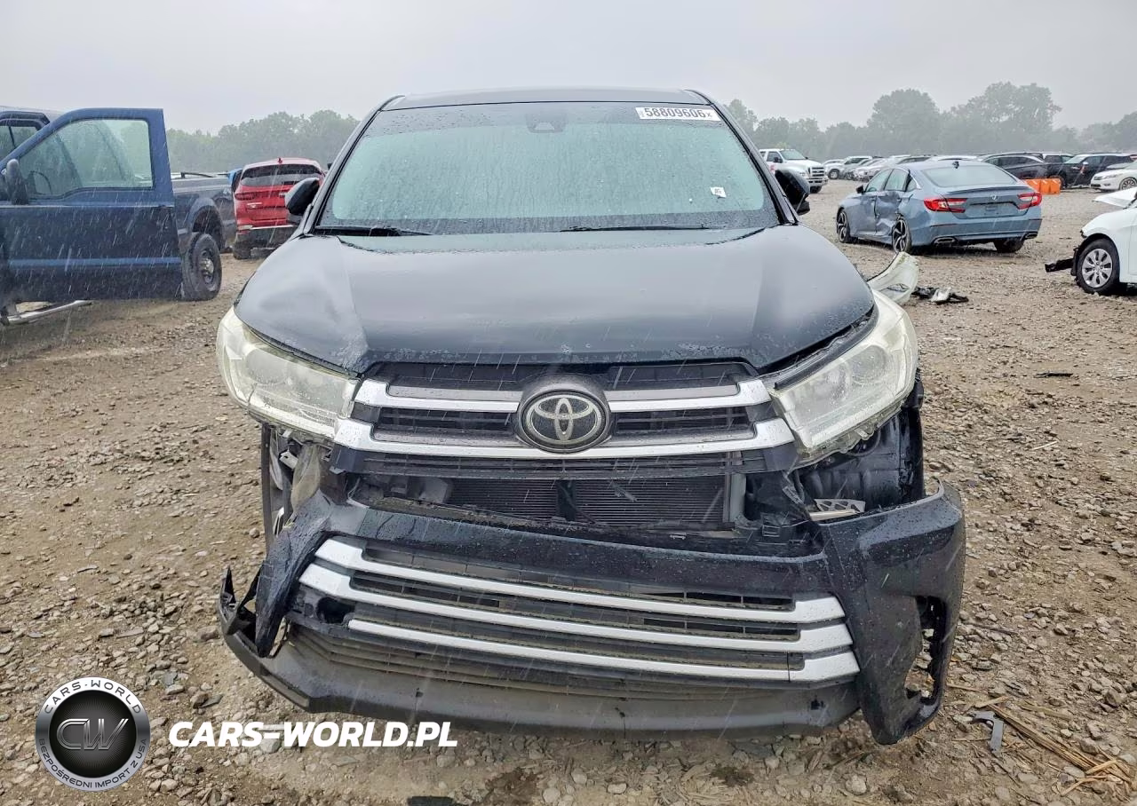 2019 Toyota Highlander Le VIN:5TDZARFH6KS052755 - 5