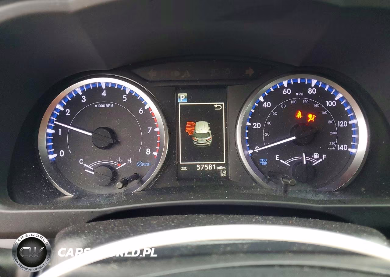 2019 Toyota Highlander Le VIN:5TDZARFH6KS052755 - 9