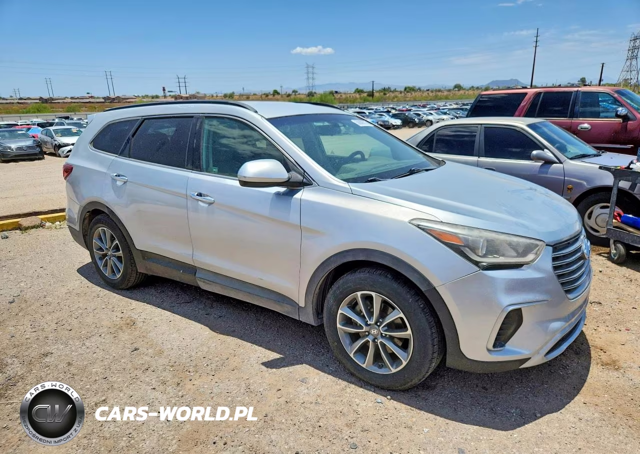 2017 Hyundai Santa Fe Se VIN:KM8SM4HF0HU205265 - 4
