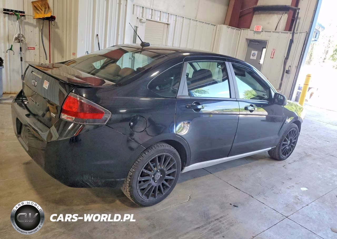 2010 Ford Focus Ses VIN:1FAHP3GN9AW272326 - 3