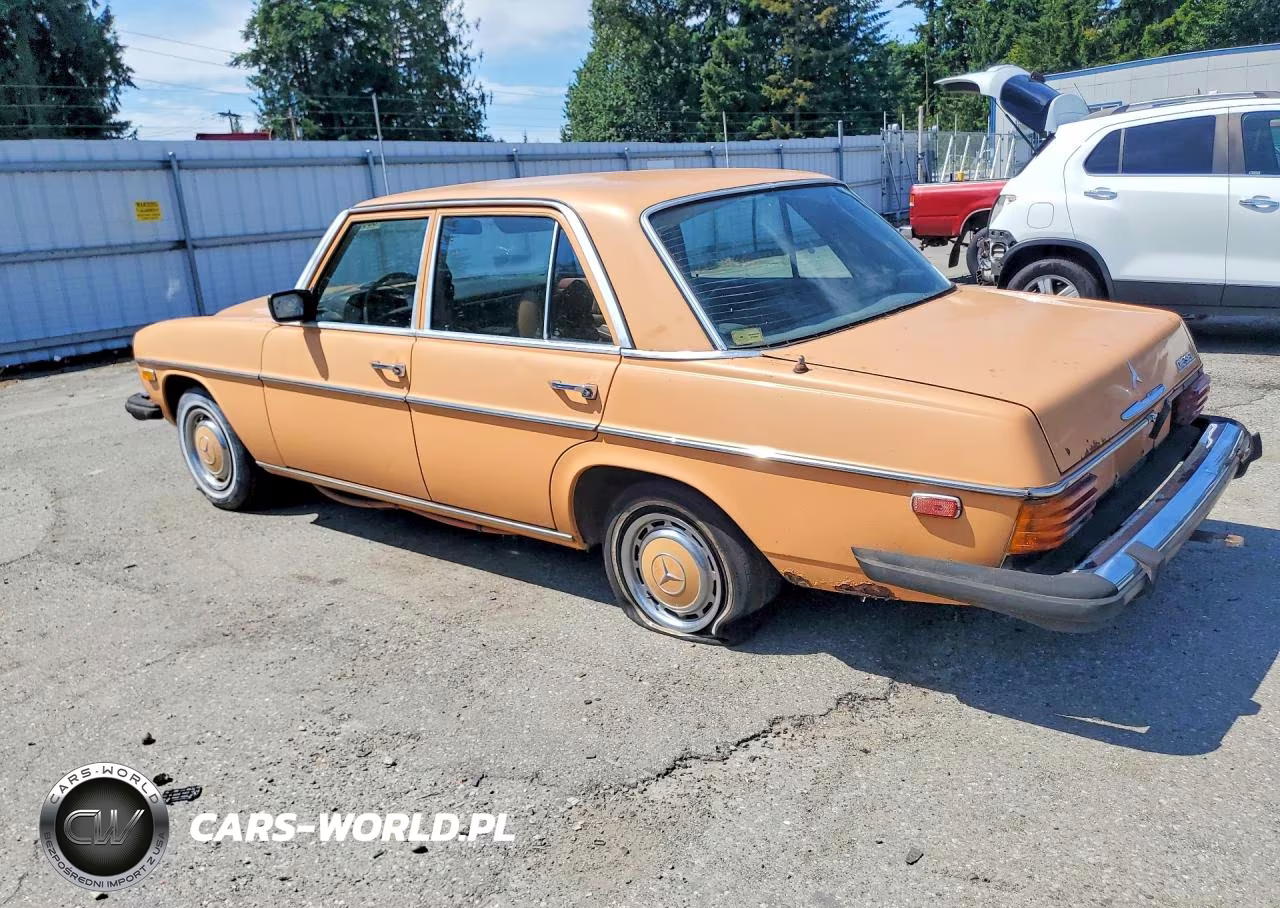 1976 Mercedes-Benz 240-Class VIN:11511710115414 - 2
