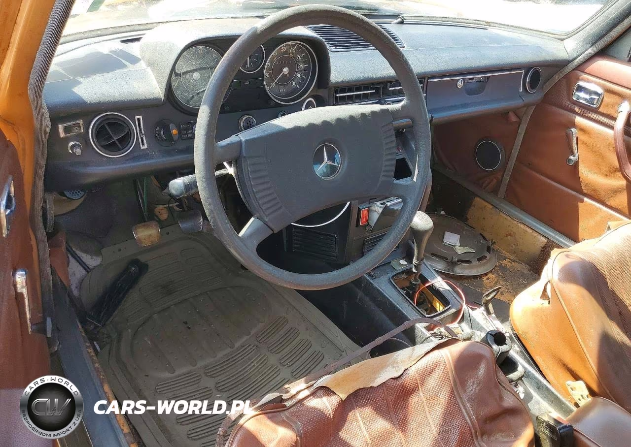 1976 Mercedes-Benz 240-Class VIN:11511710115414 - 8