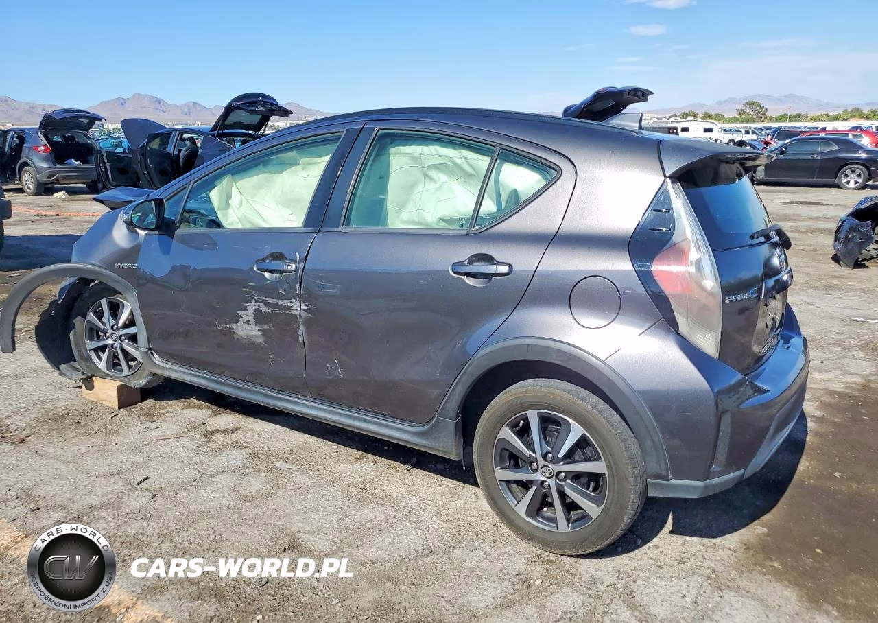 2018 Toyota Prius C One VIN:JTDKDTB38J1608463 - 2