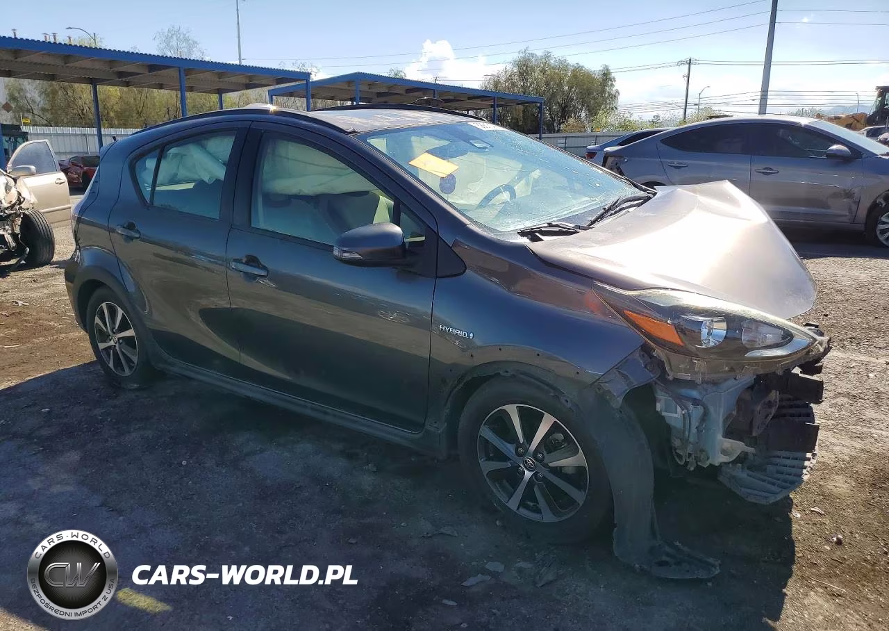 2018 Toyota Prius C One VIN:JTDKDTB38J1608463 - 4
