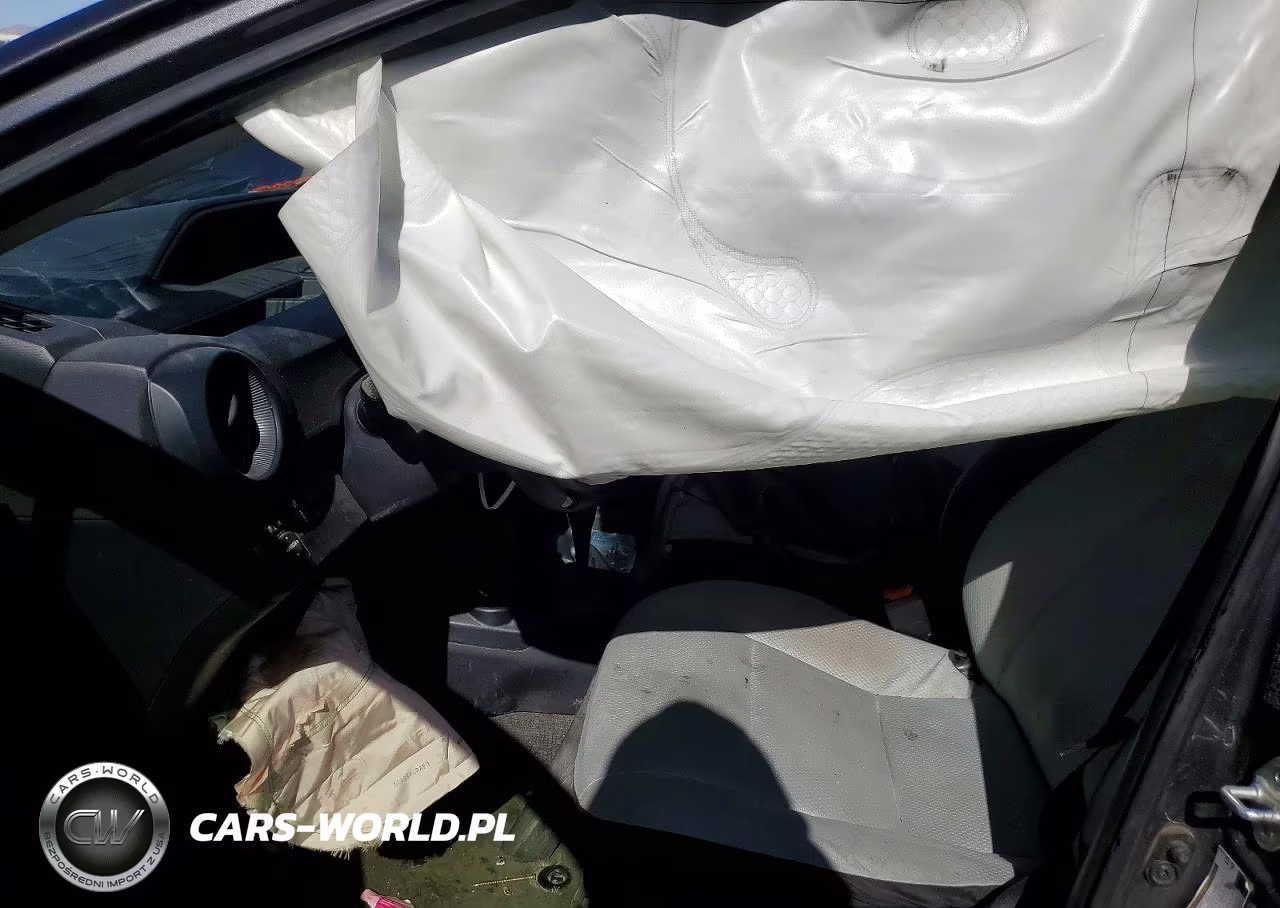 2018 Toyota Prius C One VIN:JTDKDTB38J1608463 - 7