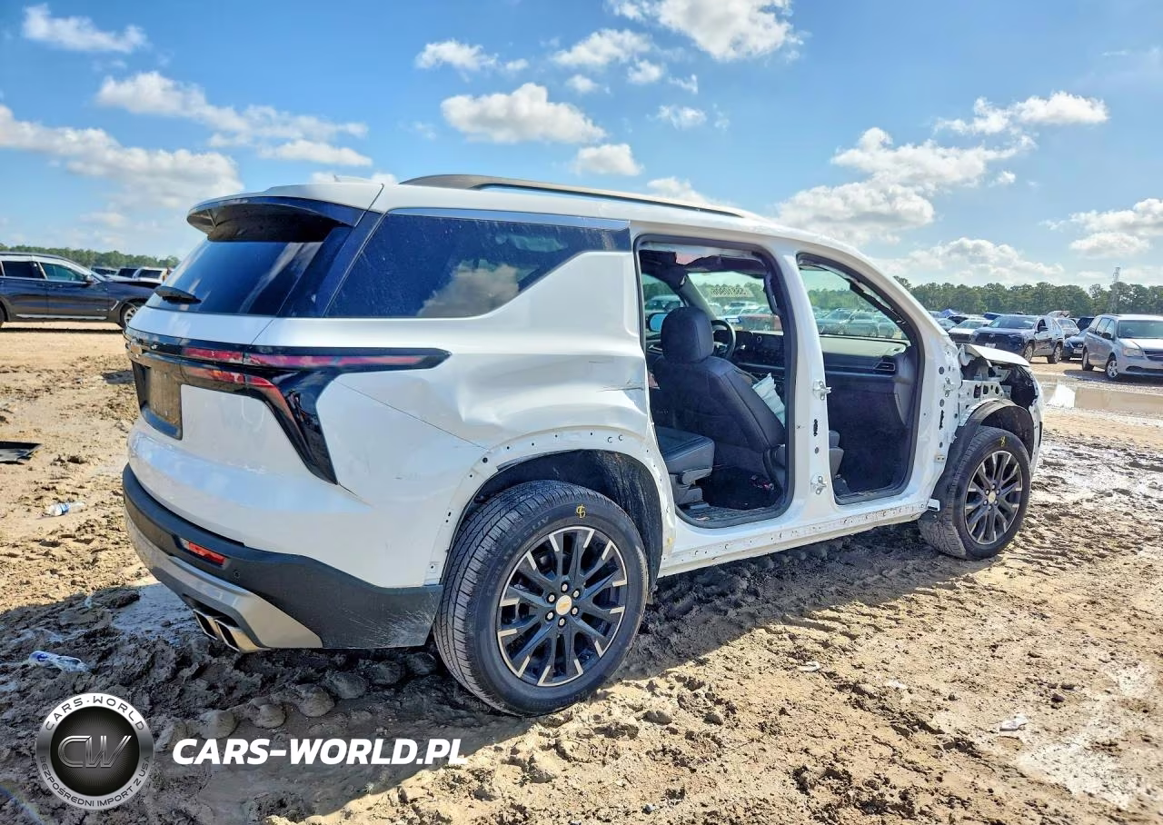 2025 Chevrolet Traverse Lt VIN:1GNERGRS4SJ282771 - 3