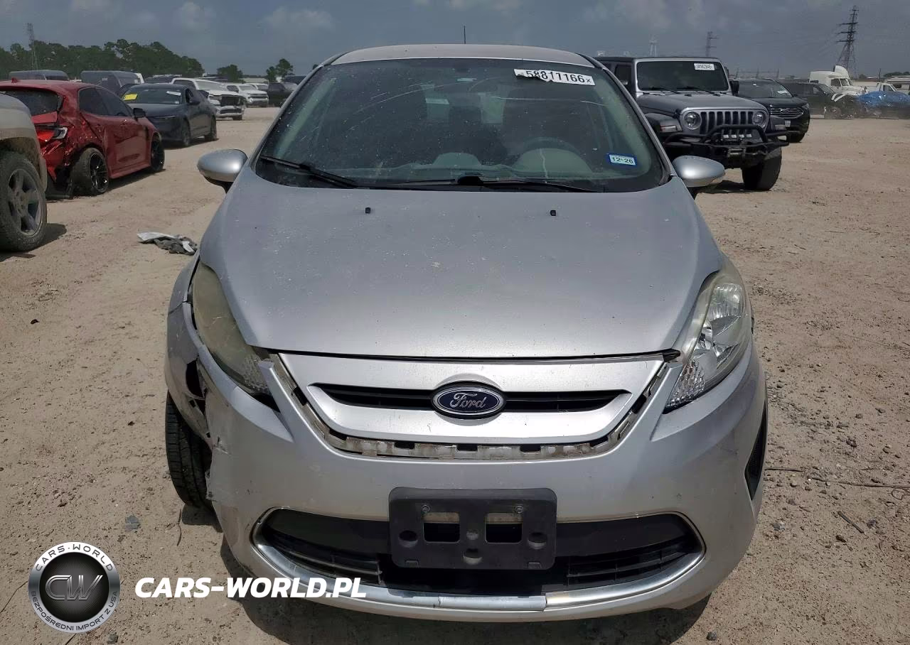2013 Ford Fiesta S VIN:3FADP4EJXDM185205 - 5