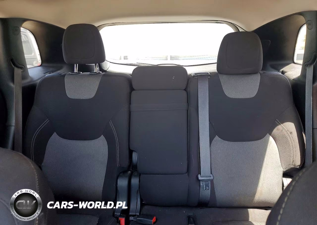 2016 Jeep Cherokee Sport VIN:1C4PJLAB0GW264209 - 10